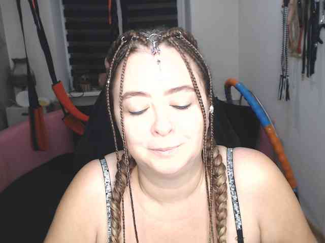 missGODDESS webcam