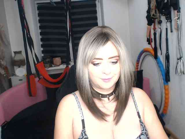 missGODDESS webcam
