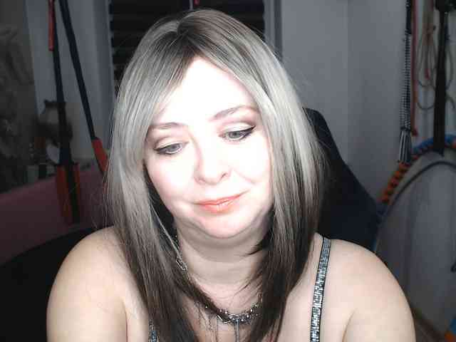 missGODDESS webcam
