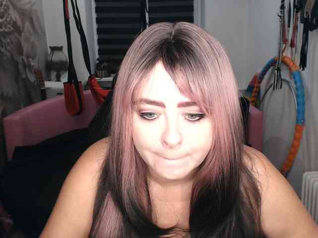missGODDESS webcam