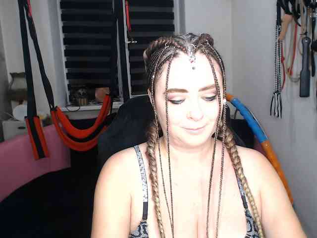 missGODDESS webcam
