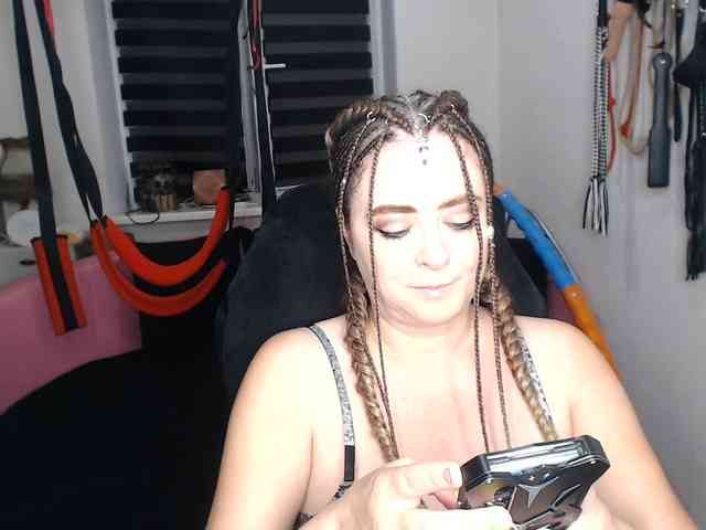 missGODDESS webcam