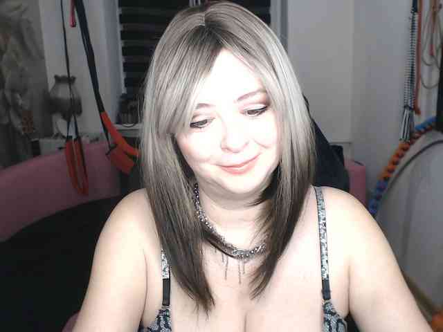 missGODDESS webcam