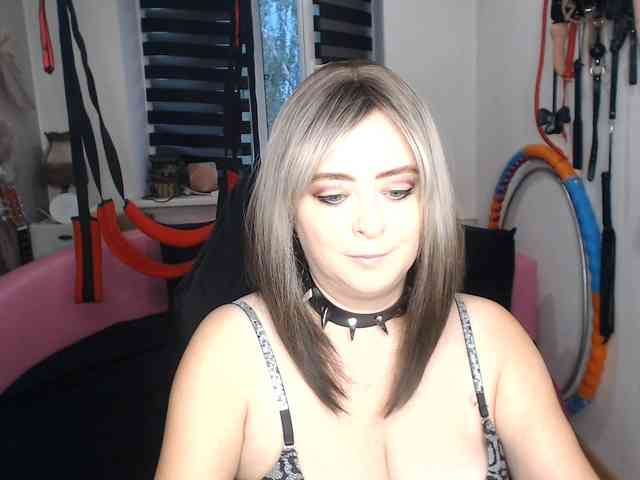 missGODDESS webcam