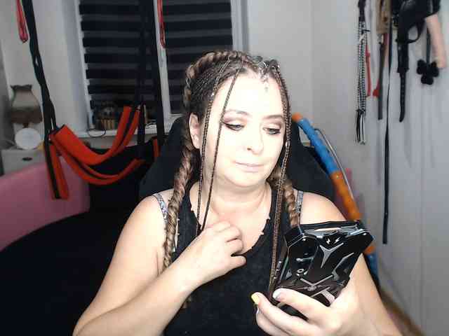missGODDESS webcam
