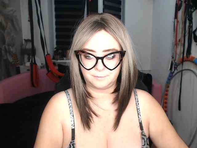 missGODDESS webcam