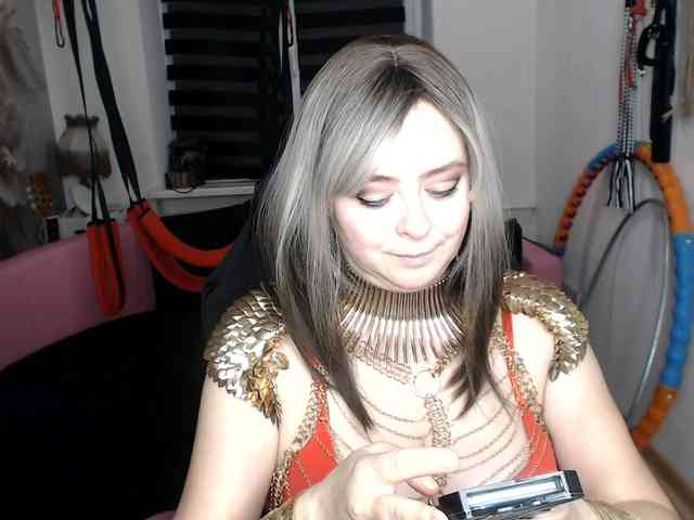 missGODDESS Live Webcam on BongaCams