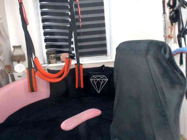 missGODDESS webcam