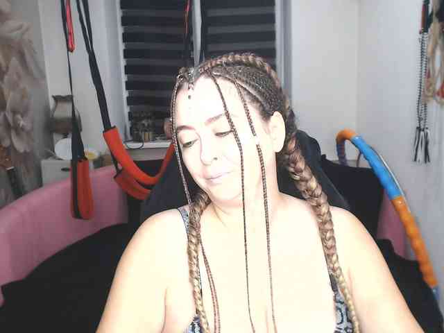 missGODDESS webcam