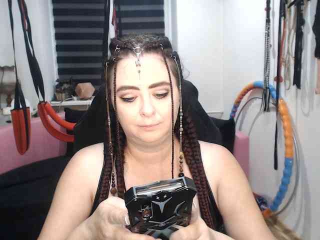 missGODDESS webcam