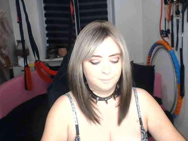 missGODDESS webcam