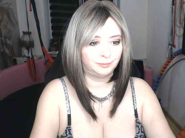 missGODDESS webcam