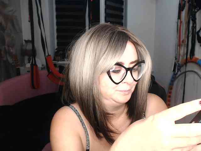 missGODDESS webcam