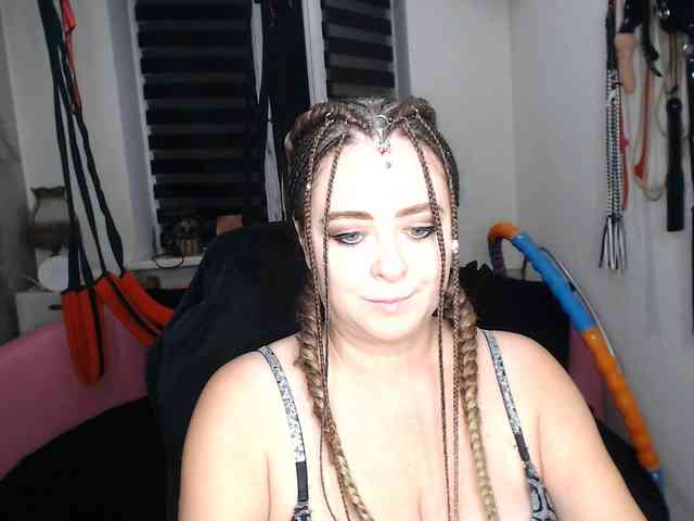 missGODDESS webcam