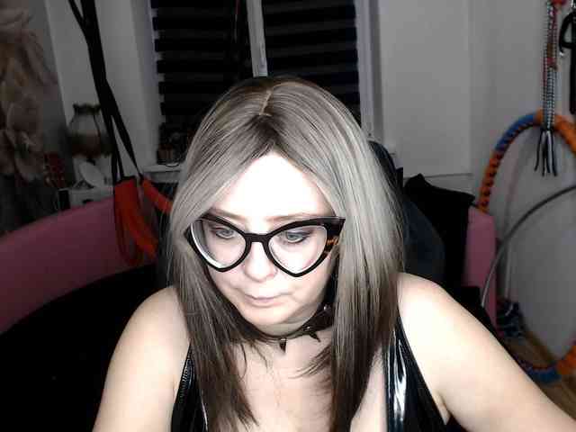 missGODDESS webcam