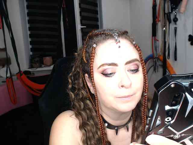 missGODDESS webcam