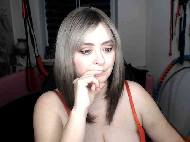 missGODDESS webcam