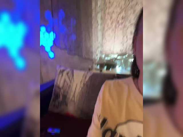 AureliyXXX live cam on BongaCams