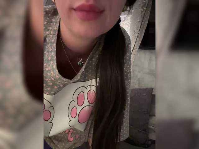 AureliyXXX live cam on UnifiedCams