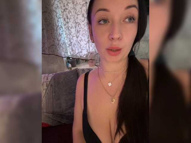 AureliyXXX live cam on BongaCams