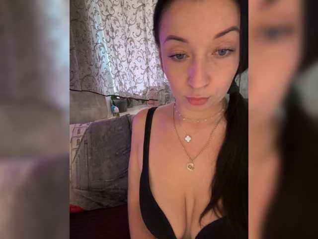 AureliyXXX live cam on BongaCams