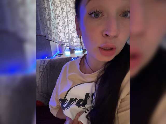 AureliyXXX live cam on BongaCams