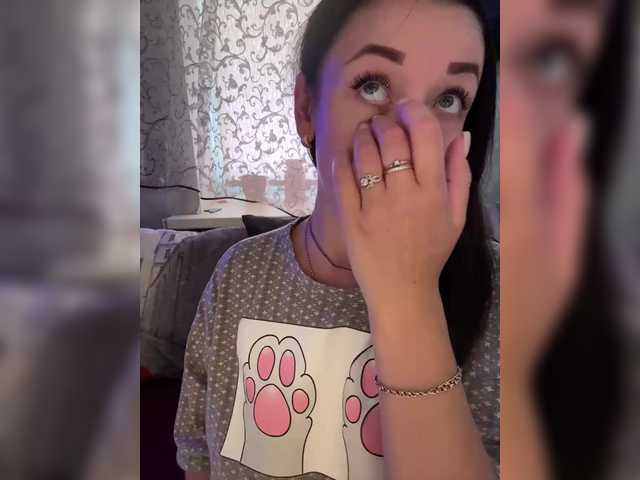 AureliyXXX live cam on BongaCams