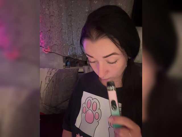 _dashulka_ live cam preview