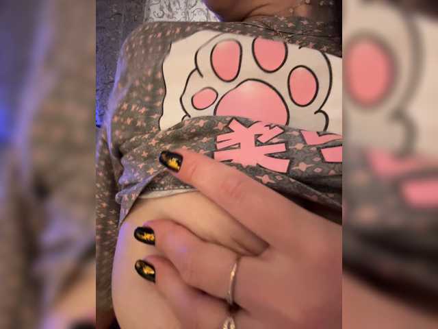 AureliyXXX live cam on BongaCams