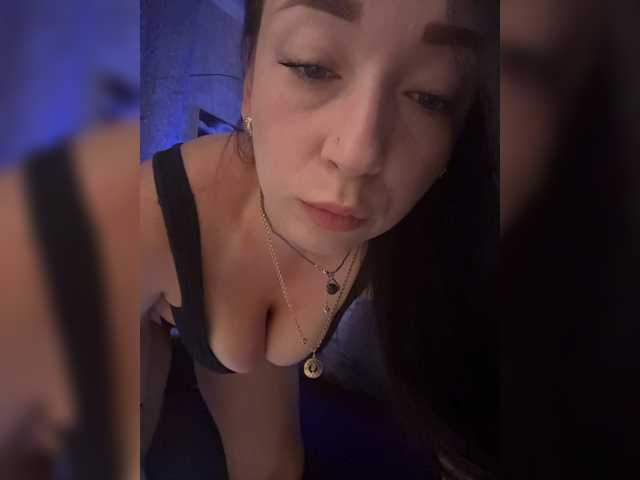 AureliyXXX live cam on BongaCams