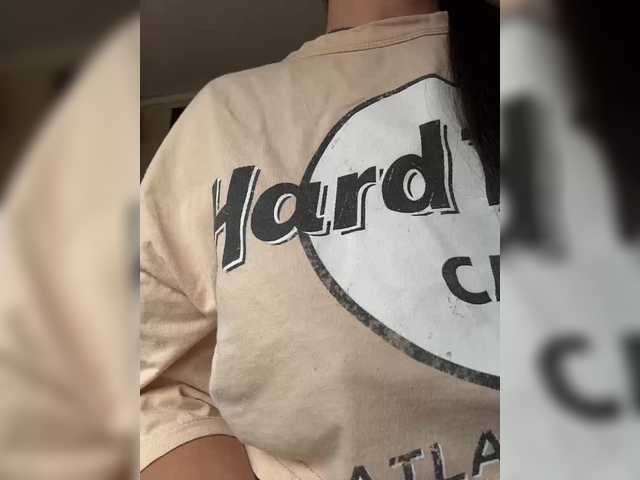AureliyXXX live cam on BongaCams