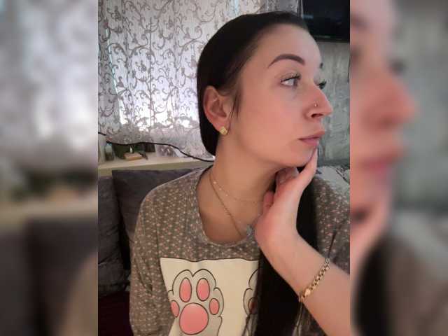 AureliyXXX live cam on BongaCams