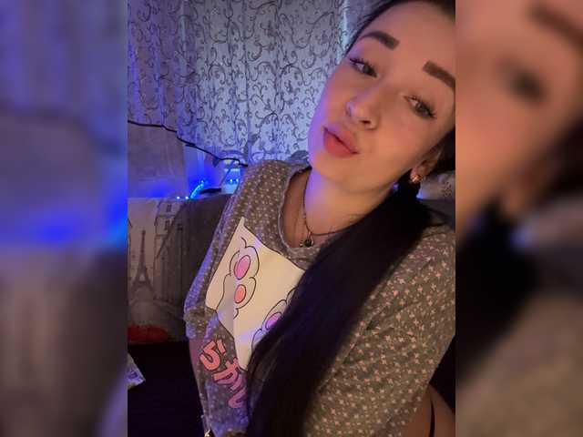AureliyXXX live cam on BongaCams