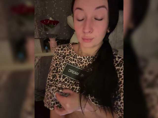 _dashulka_ live cam preview