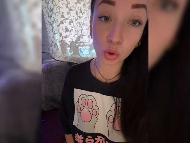 AureliyXXX live cam on BongaCams
