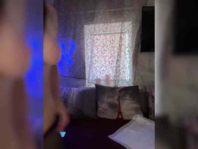AureliyXXX Sex Cam Show