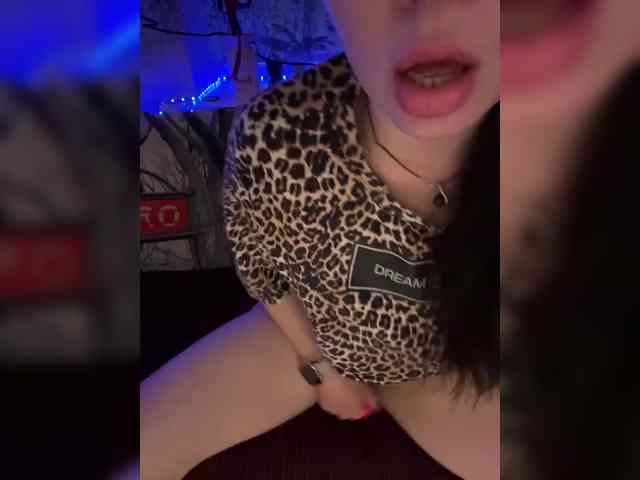 AureliyXXX Live Webcam on BongaCams