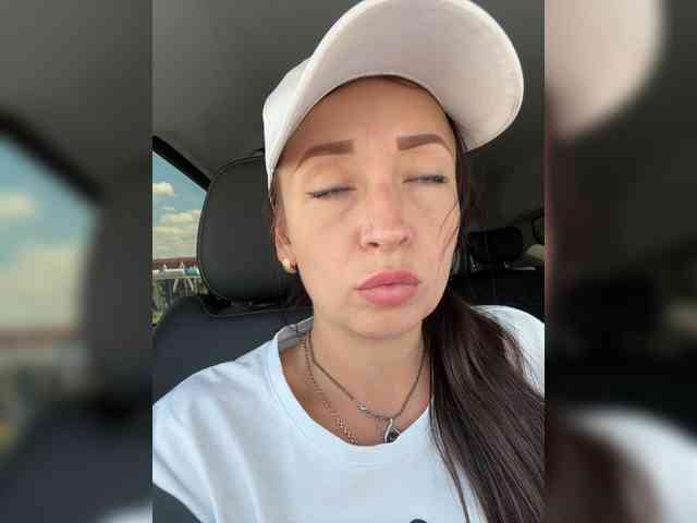 AureliyXXX Sex Cam Show