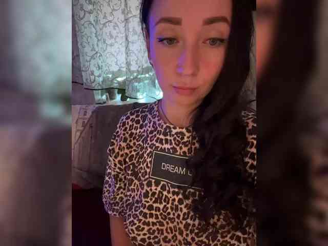 _dashulka_'s cam show statistics and live stream