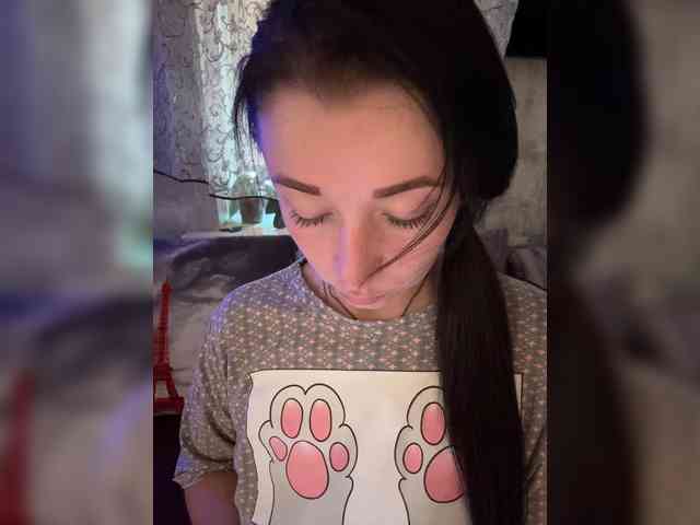 _dashulka_'s cam show statistics and live stream
