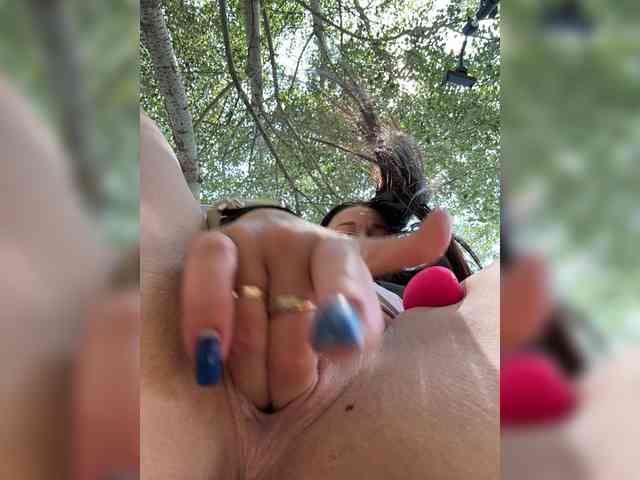 AureliyXXX Sex Cam Show