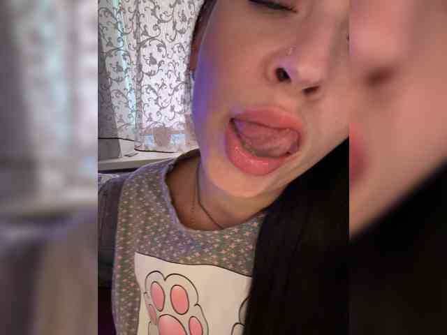 AureliyXXX Sex Cam Show