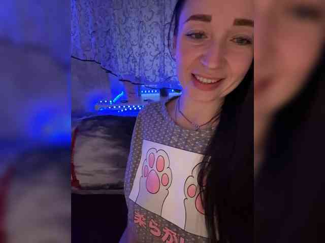 Ця модель зараз онлайн. AureliyXXX
