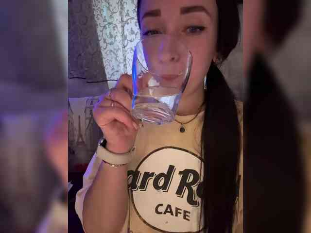 AureliyXXX Sex Cam Show