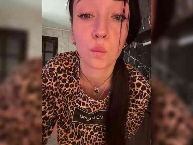 Модель: _dashulka_