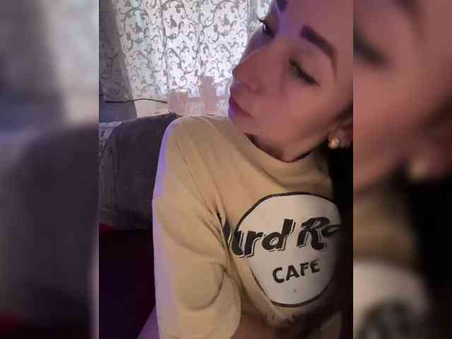 AureliyXXX Sex Cam Show