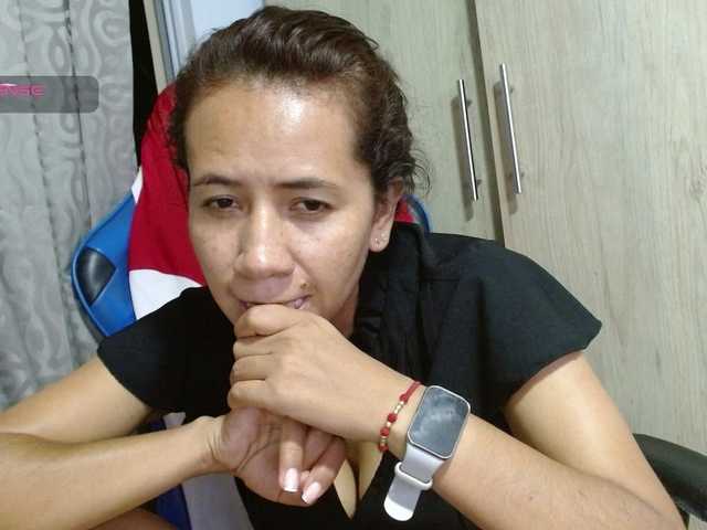 sexya-1 live cam on BongaCams
