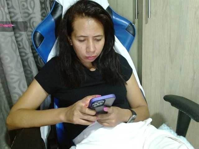 sexya-1 live cam on BongaCams