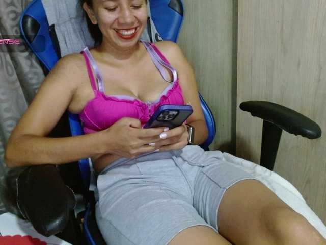 sexya-1 live cam preview