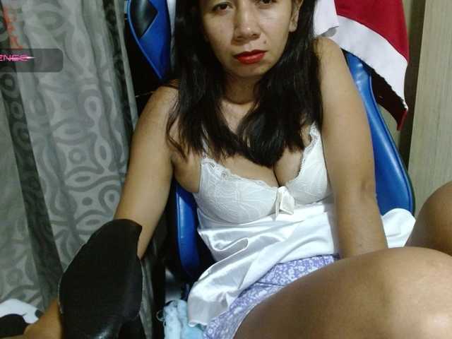 sexya-1 live cam on BongaCams